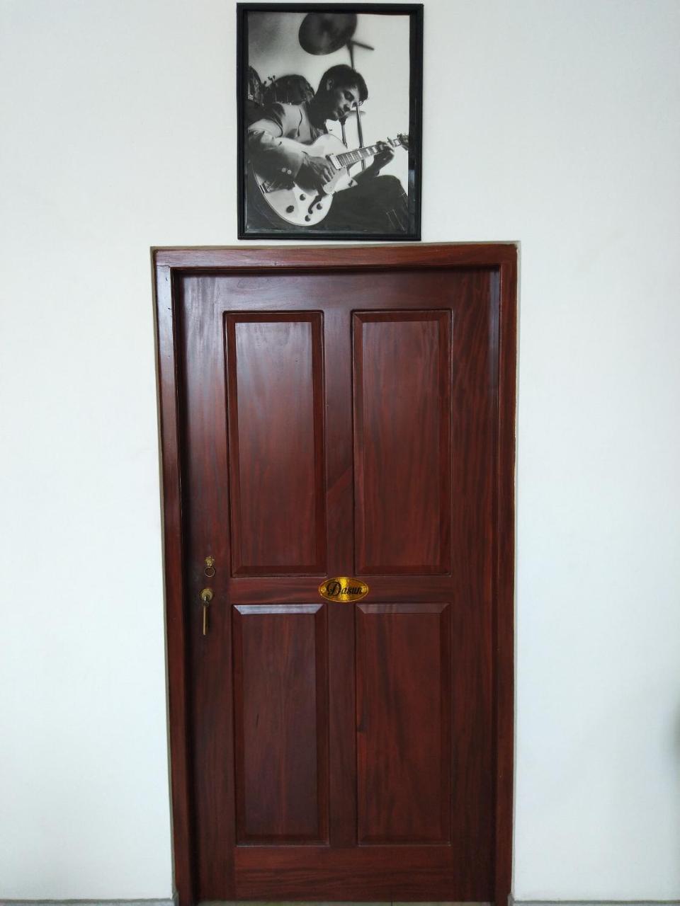 Kith Fiesta Villa Hikkaduwa Exterior photo